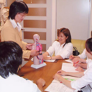 �����^�����̊w�@�̃t�b�g�o�����X�E���t���N�\���W�X�g�{���R�[�X